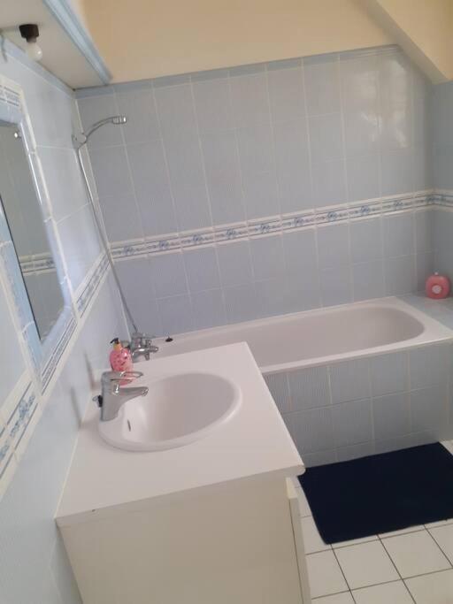 Super Logement En Plein Coeur De La Ville , Chez Tify บรีนเลอชาโต ภายนอก รูปภาพ